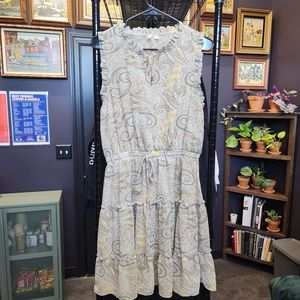 ELAN Anegada Tiered Sleeveless Dress in Olive Paisley